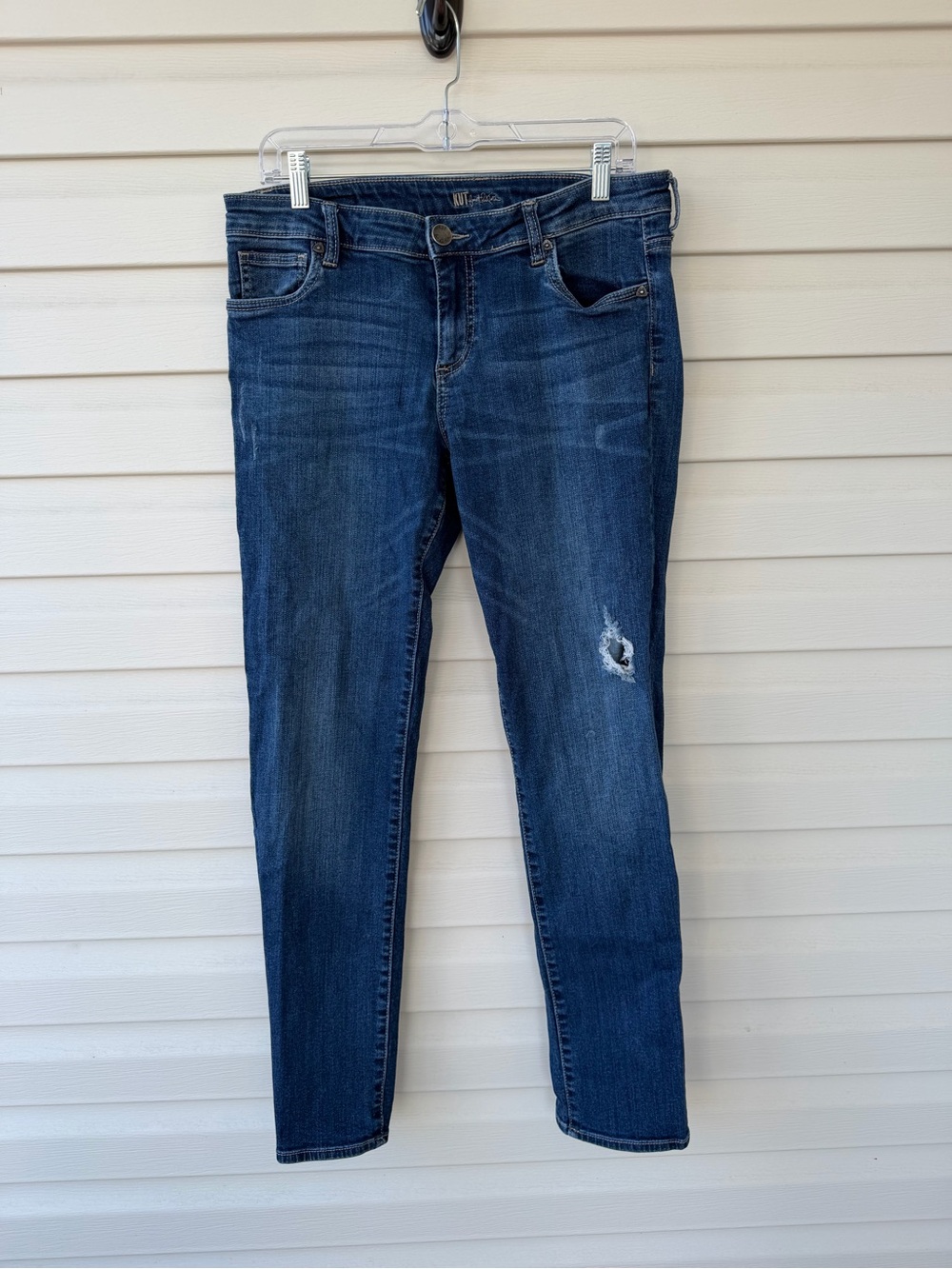Kut from the Kloth Dark Blue Skinny Jeans with Distressed Knee - Picture 1 of 6